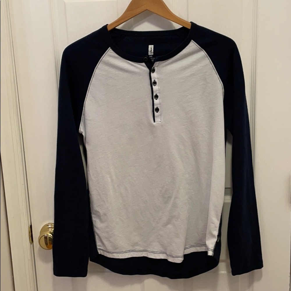Howe men’s henley. Navy blue and white size medium